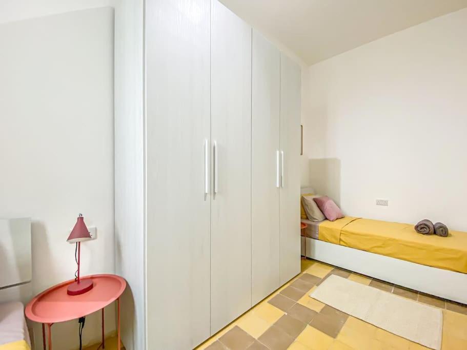 Moonstone Manor 3- Sliema Strand, Gzira Apartment Exterior photo